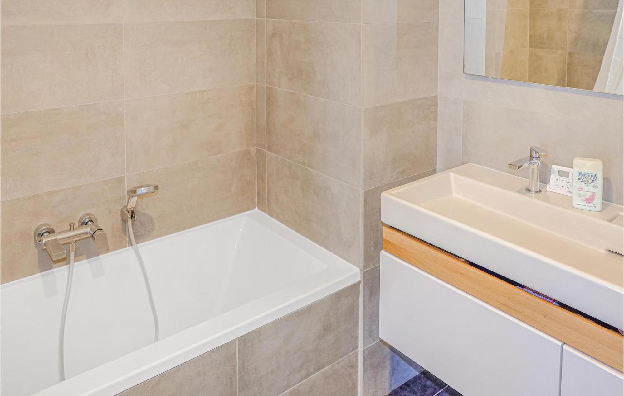 Cozy In With Kitchenette