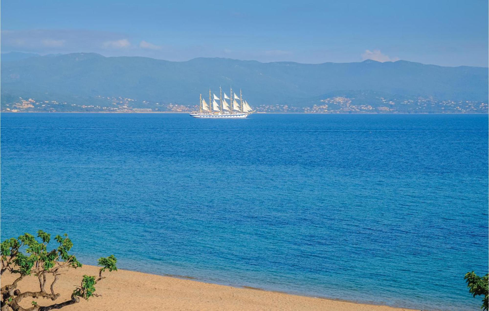 Cozy In With Kitchenette Ajaccio (Corsica)